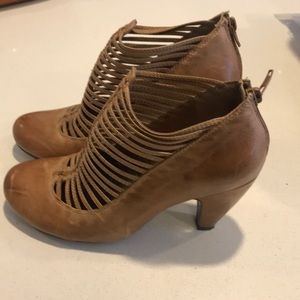 Miz Mooz Tan Booties